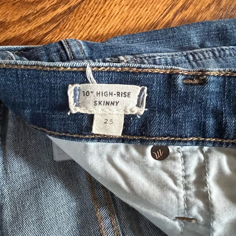 Madewell Distressed Blue Skinny Jeans - Picture 6 of 8